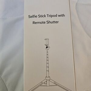 Selfie Stick Tripod with Remote Shutter - White